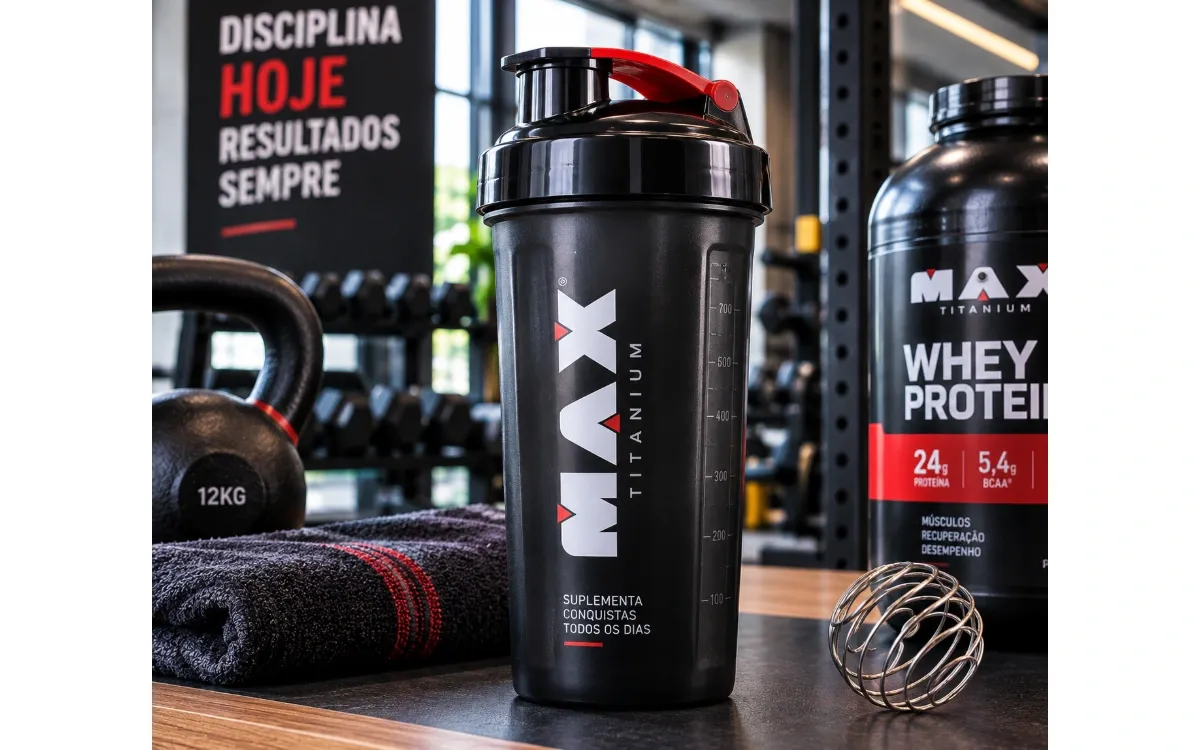 Coqueteleira Max Titanium 700ml
